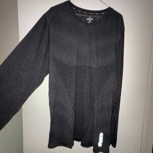 Under Armour Sweatshirt